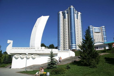 Достопримечательности Самары – монумент «Ладья»